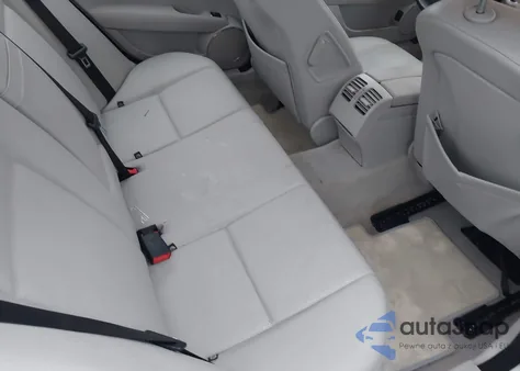 2009 Mercedes-Benz C 300 Luxury/Sport из США, поврежденный, VIN WDDGF54X99R054946